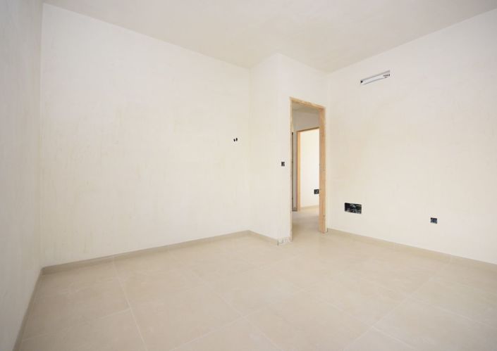 Image No.17-3 Bed Villa for sale