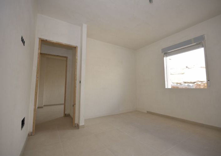 Image No.18-3 Bed Villa for sale