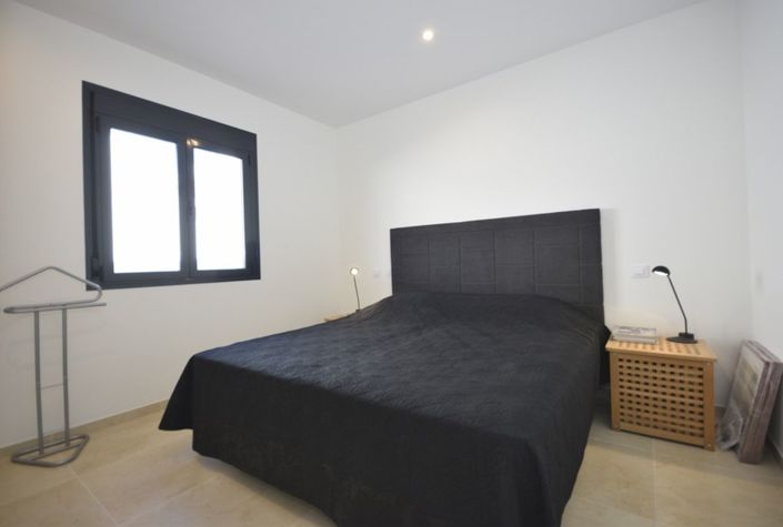 Image No.19-3 Bed Villa for sale