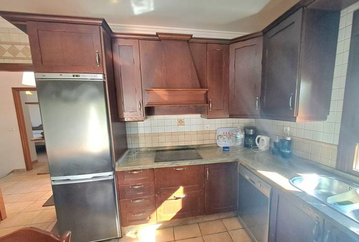 Image No.3-4 Bed Townhouse for sale