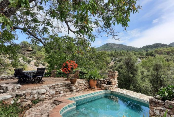 Image No.13-6 Bed Country House for sale