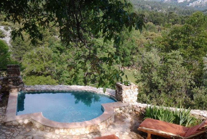 Image No.14-6 Bed Country House for sale