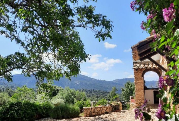 Image No.16-6 Bed Country House for sale