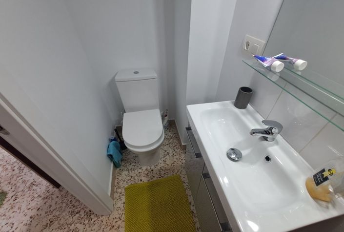 Image No.24-4 Bed Townhouse for sale