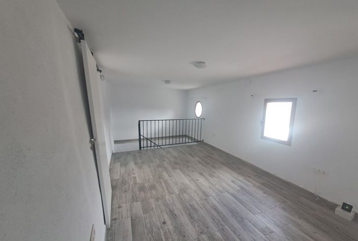 Image No.3-3 Bed Townhouse for sale