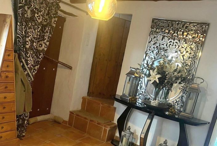 Image No.19-Maison de campagne de 4 chambres à vendre à Castillo de Locubín