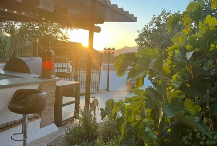 Image No.8-Maison de campagne de 4 chambres à vendre à Castillo de Locubín