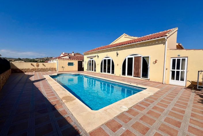 Image No.1-Villa de 3 chambres à vendre à Arboleas