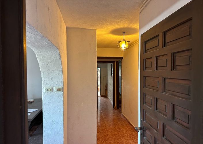 Image No.17-5 Bed Country House for sale