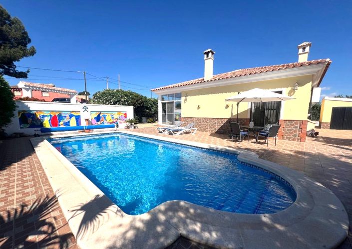 Image No.1-3 Bed Villa for sale
