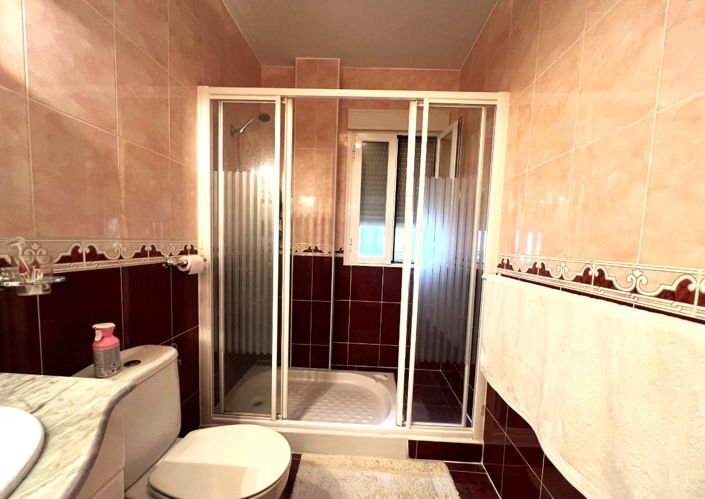 Image No.32-5 Bed Villa for sale