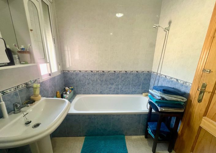 Image No.15-3 Bed Villa for sale