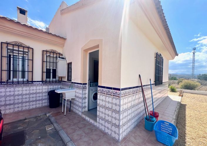 Image No.19-3 Bed Villa for sale