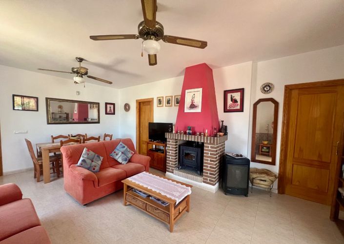 Image No.2-3 Bed Villa for sale