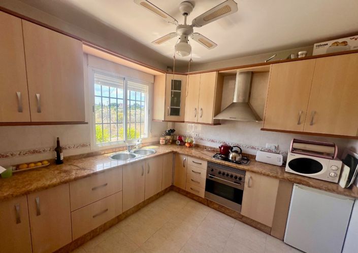 Image No.3-3 Bed Villa for sale