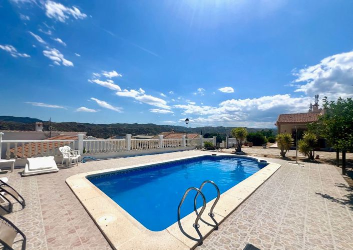 Image No.6-3 Bed Villa for sale