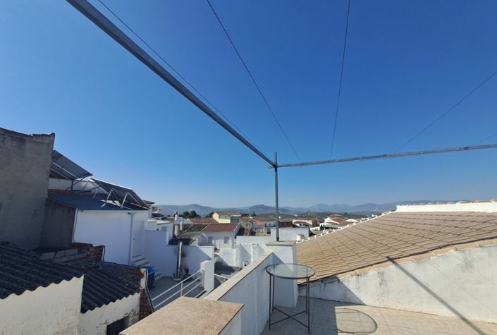 Image No.20-3 Bed Townhouse for sale