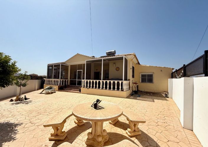 Image No.27-3 Bed Villa for sale