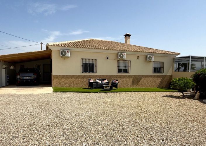 Image No.28-3 Bed Villa for sale