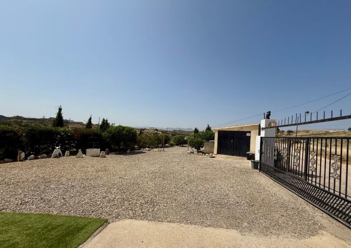 Image No.32-3 Bed Villa for sale