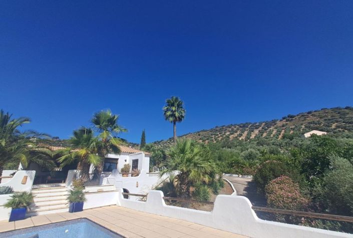 Image No.5-4 Bed Country House for sale