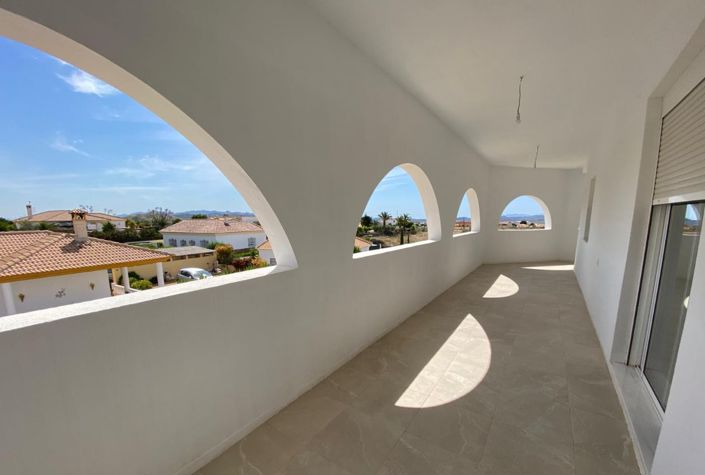 Image No.29-4 Bed Villa for sale