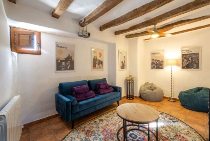 Image No.30-4 Bed Townhouse for sale