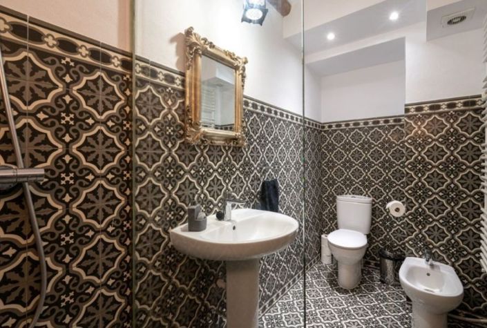 Image No.33-4 Bed Townhouse for sale