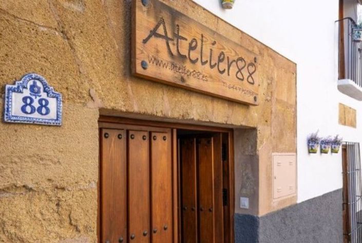 Image No.5-4 Bed Townhouse for sale