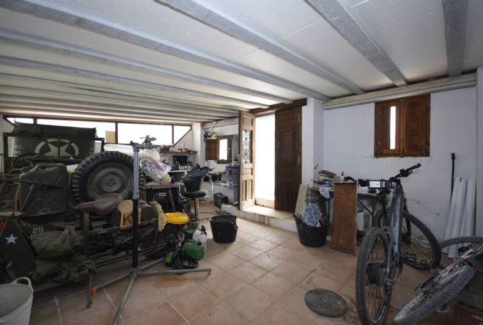 Image No.14-3 Bed Villa for sale