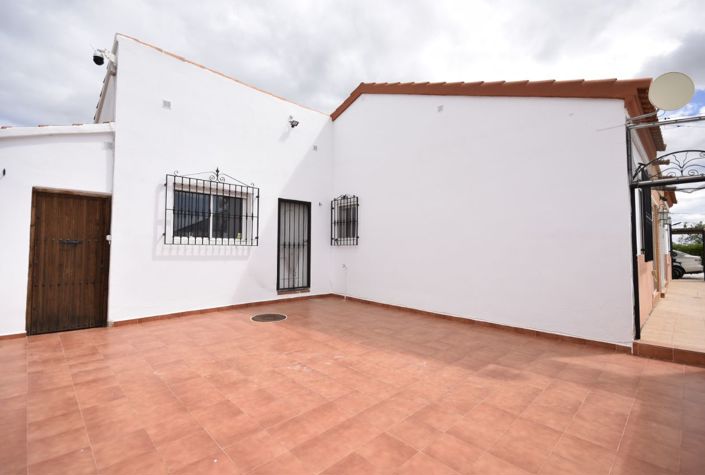 Image No.8-3 Bed Villa for sale