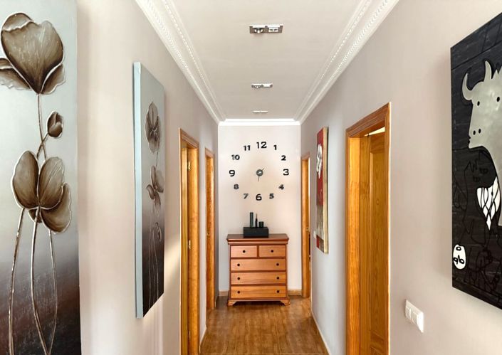 Image No.17-3 Bed Villa for sale