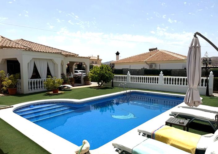 Image No.7-3 Bed Villa for sale