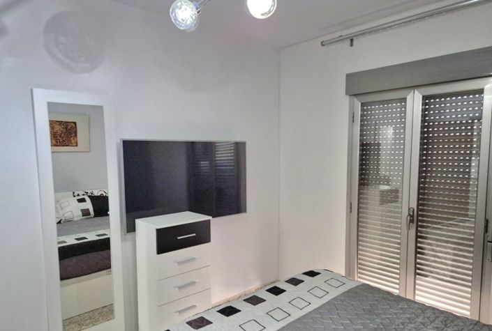 Image No.12-2 Bed Townhouse for sale