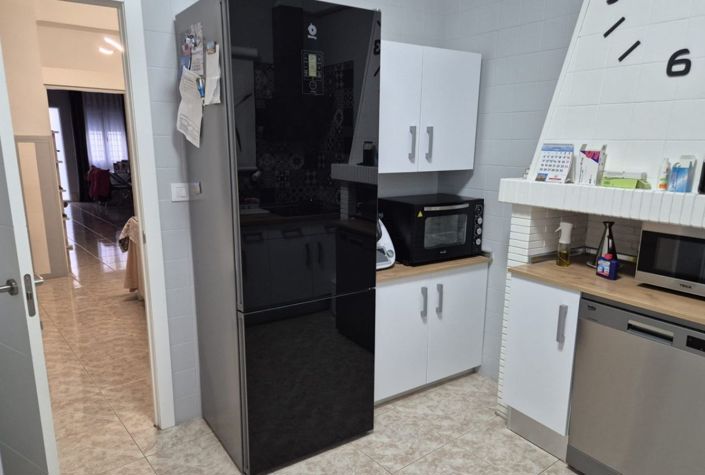 Image No.6-2 Bed Townhouse for sale