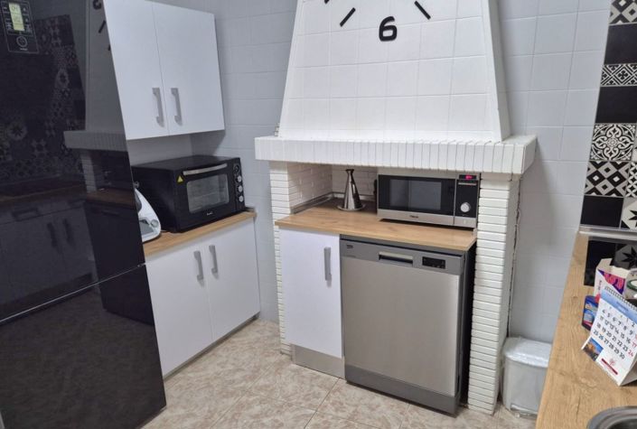 Image No.7-2 Bed Townhouse for sale