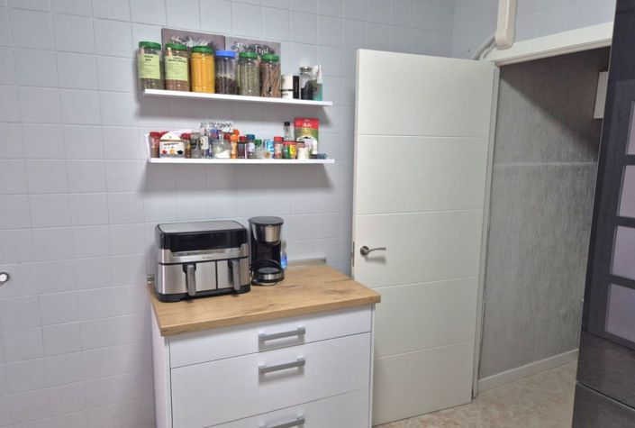 Image No.8-2 Bed Townhouse for sale