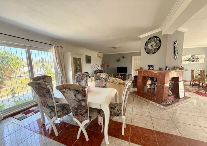 Image No.9-3 Bed Villa for sale