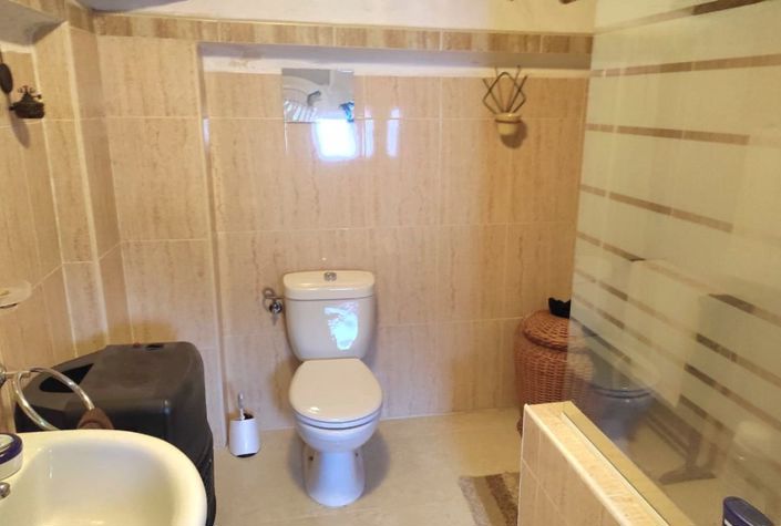 Image No.12-3 Bed Country House for sale