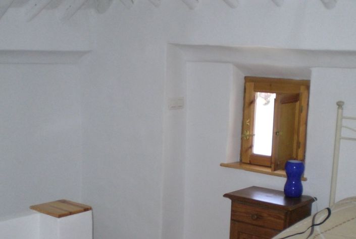 Image No.21-3 Bed Country House for sale