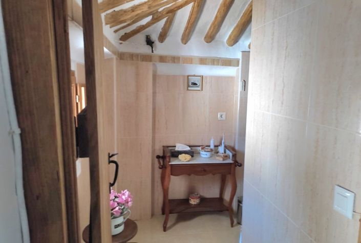 Image No.7-3 Bed Country House for sale