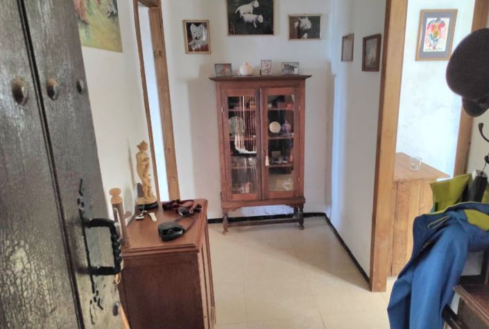 Image No.8-3 Bed Country House for sale