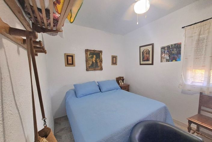 Image No.15-2 Bed Country House for sale