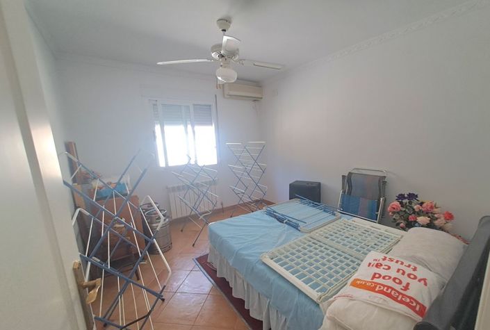 Image No.22-5 Bed Cottage for sale