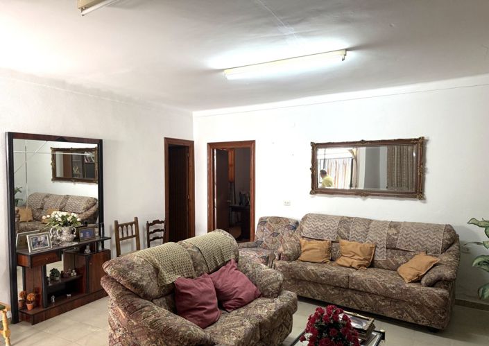 Image No.3-3 Bed Townhouse for sale