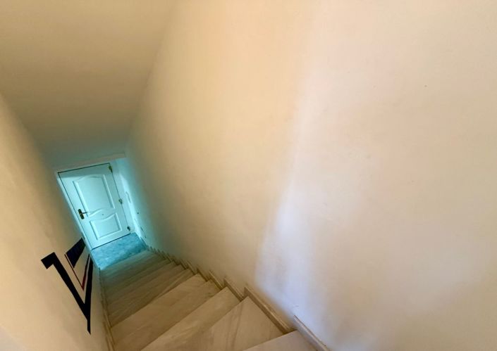 Image No.8-3 Bed Duplex for sale