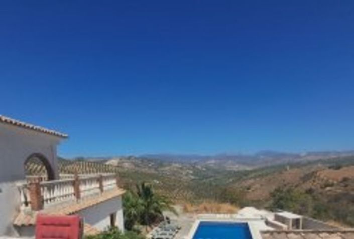 Image No.29-6 Bed Villa / Detached for sale