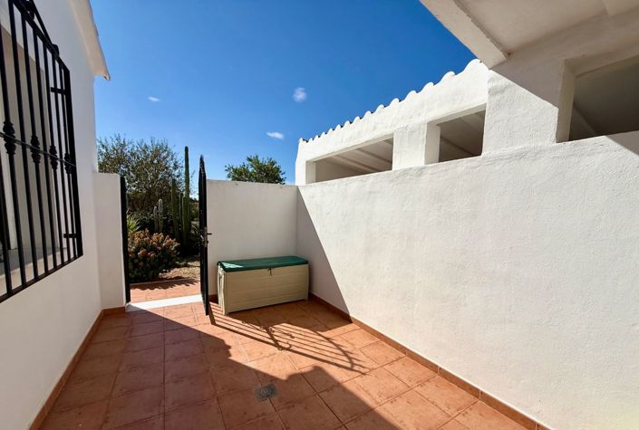 Image No.28-3 Bed Villa for sale