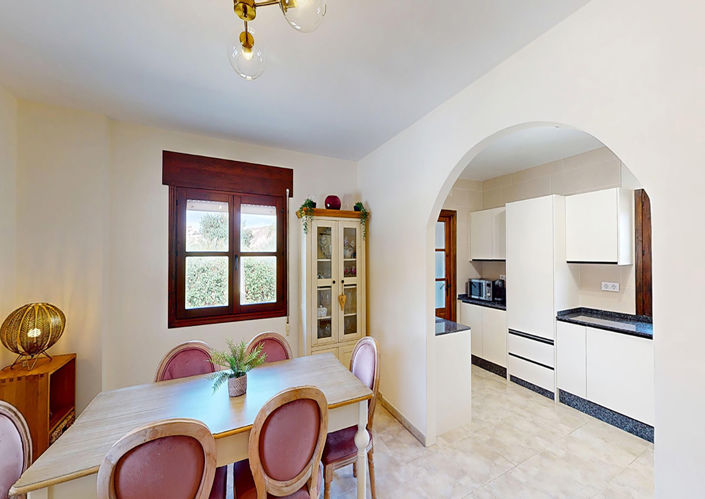 Image No.19-3 Bed Villa for sale