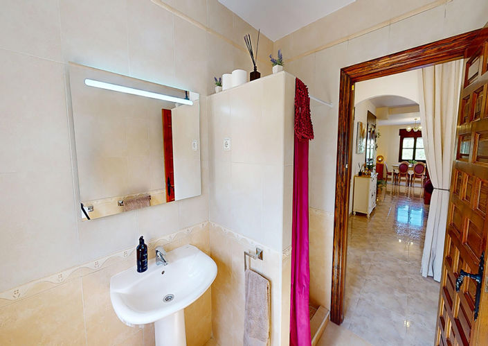 Image No.26-3 Bed Villa for sale